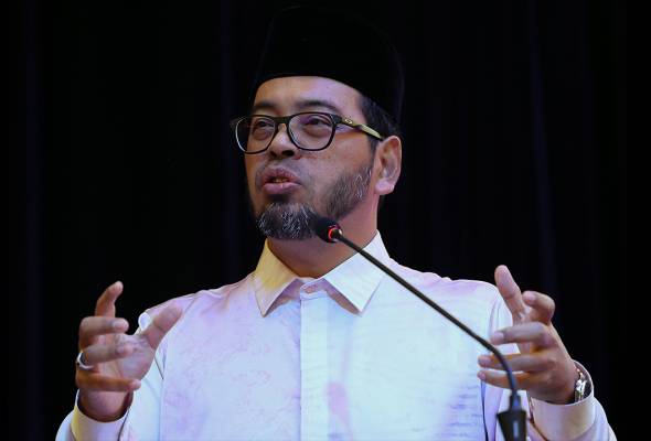 Agama perlu terus diangkat sebagai teras pembinaan negara – Zulkifli