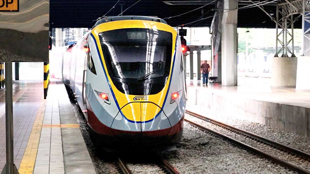 Gangguan perkhidmatan ETS, komuter Batu Caves-Pulau Sebang akibat talian terputus